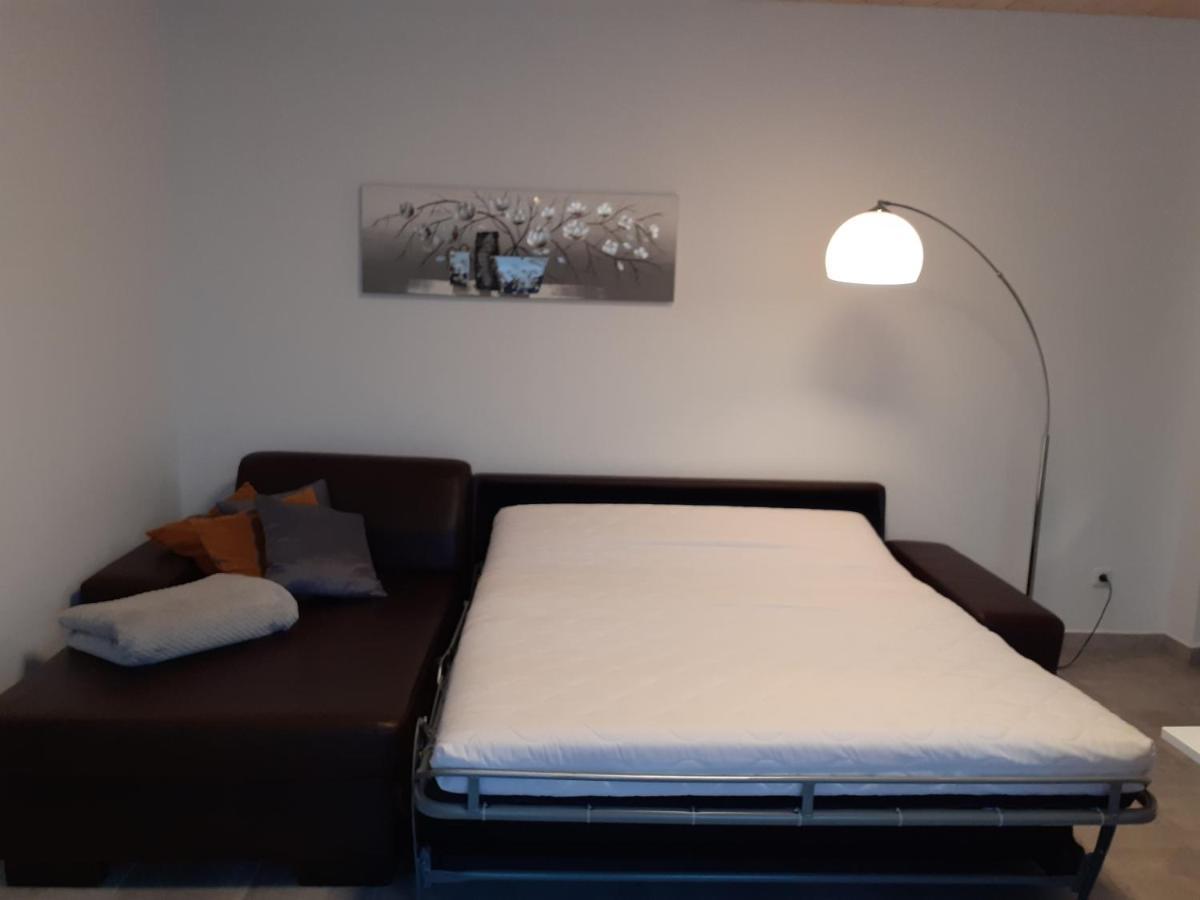 Erdgeschoss-Appartement Mit Seeblick Ahrensbok 外观 照片